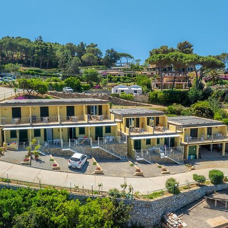 Hotel Dino Capoliveri  Exterior photo