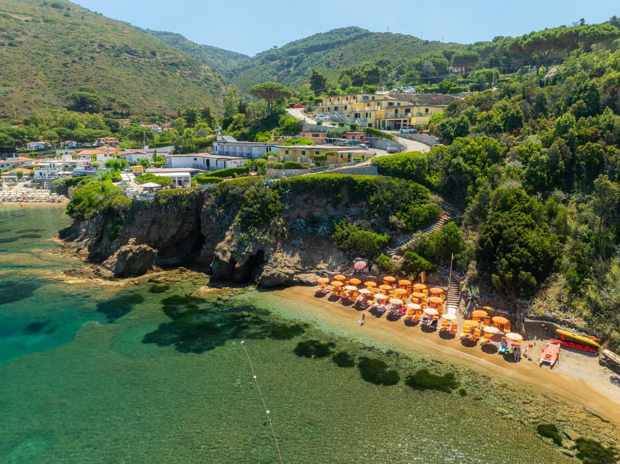 Hotel Dino Capoliveri  Exterior photo